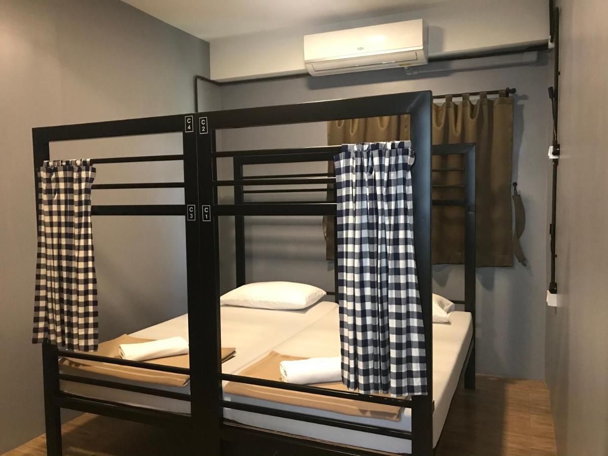 Arun Old Town Hostel Bangkok Luaran gambar
