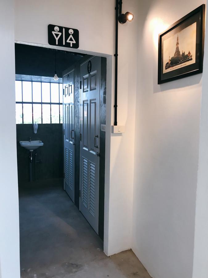 Arun Old Town Hostel Bangkok Luaran gambar